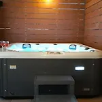 Athina 아파트호텔 4*