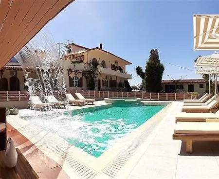 Aparthotel Athina *