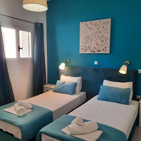 Athina Ξενοδοχείο με διαμερίσματα 4*