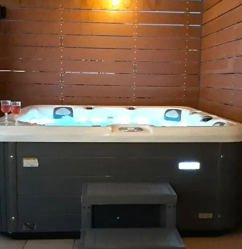 Athina Apart Otel 4*